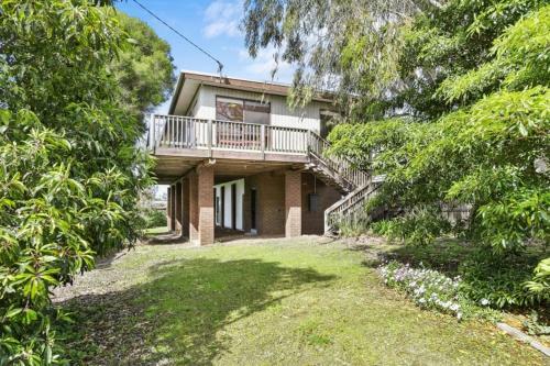 Inveray Beach House 11