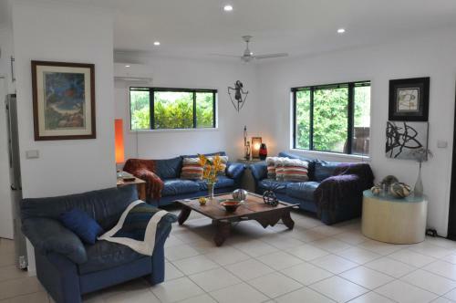 Stunning Magnetic Island Home,private, Large Pool,adults Only