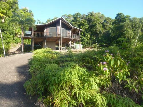 Daintree Holiday Homes - Yurara