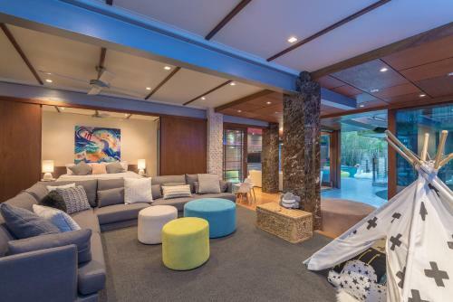 Cubby House