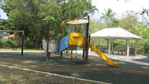 12 Wansfell Street Picnic Bay