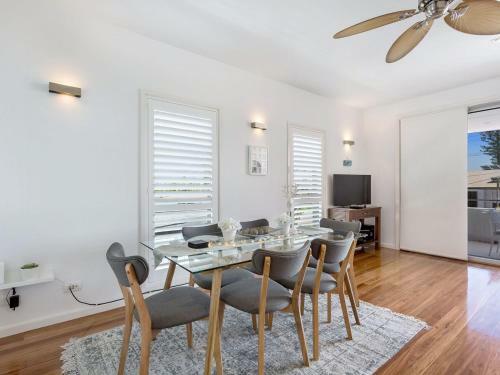 Living The Dream @ Corlette