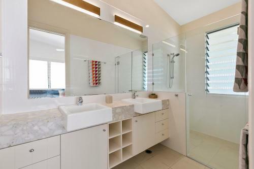 Silver, Sunrise Beach