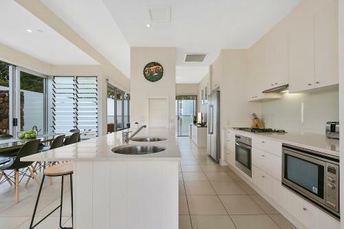 Silver, Sunrise Beach