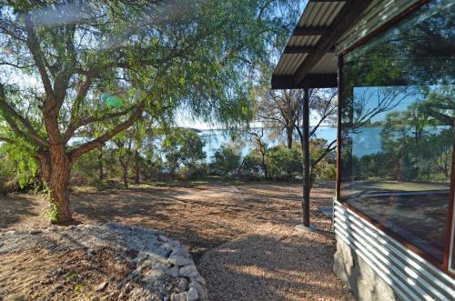 Cdc-625 Beach House Incl.rear 2br Studio