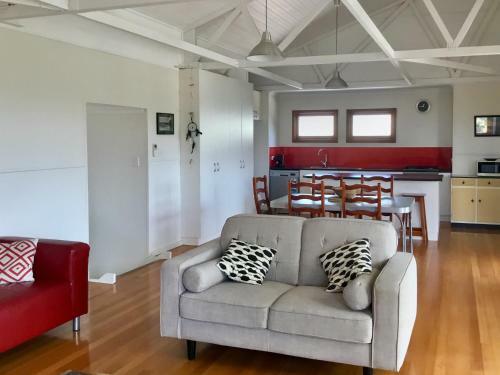 Samphire Beach House