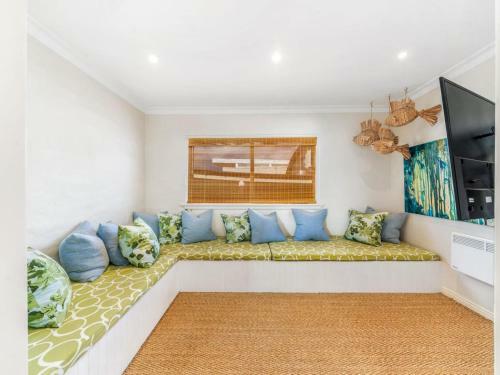 Elandra Absolute Beach Front Luxury