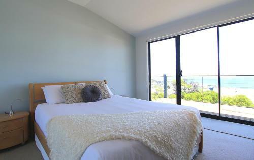 Grace Hill - Magnificent Ocean Views