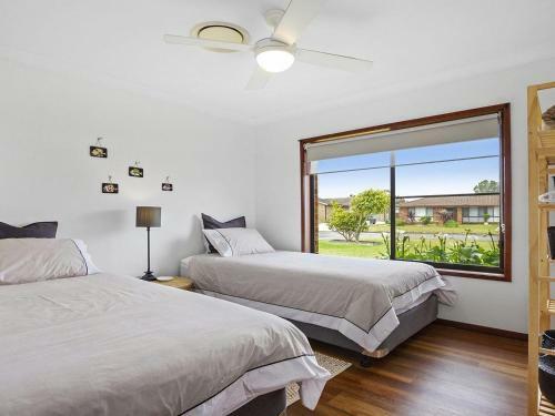 Sea Bird - Close To Beach, Shops And Cafes