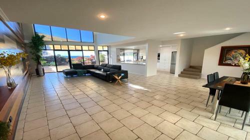 Villa Sapphire Blue