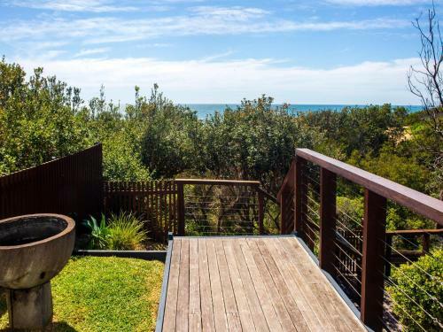 Illaroo I Absolute Waterfront With Spa