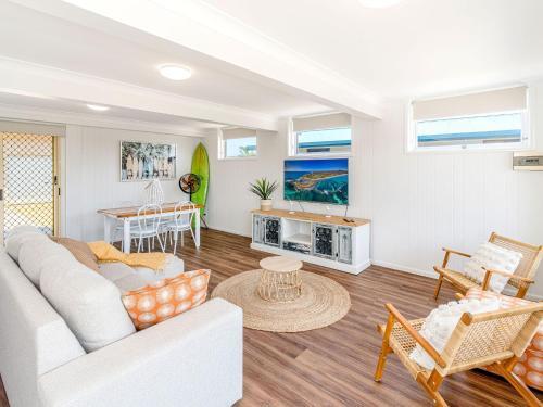Ocean Dreaming- Amazing Views - Just Listed Up Dated Photos Available Shortly.