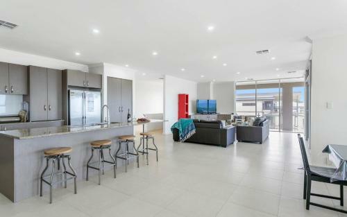 25 Stacey Drive