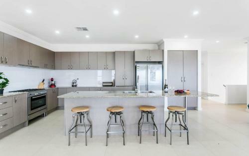 25 Stacey Drive