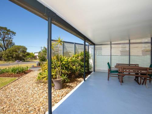 Quay Haven I Pet Friendly I Directly Opposite Beach