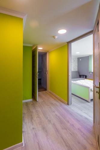 Oliva Inn & Hostel