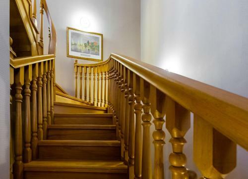 Oliva Inn & Hostel