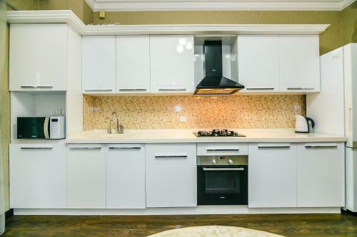 Apartment On 28 Mall