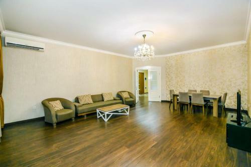 Vip Apartment Near In 28 Mall
