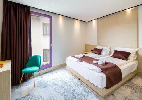 Hotel Boss
