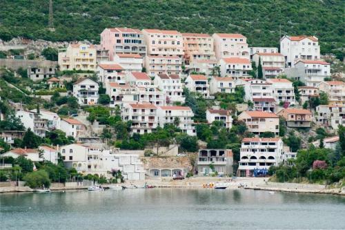Hostal Hotel Ami-m
