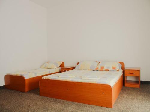 Hostal Apartments And Rooms Mato