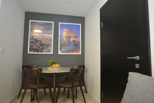 Apart Hotel Family