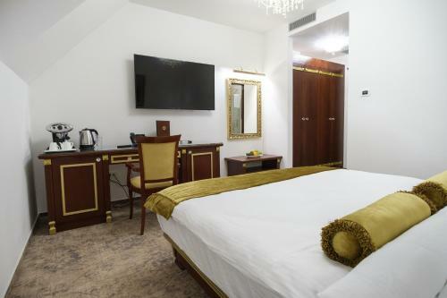 Integra Hotel