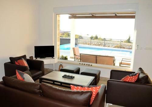 Luxury Villa Violeta With Pool And Jacuzzi Near Dubrovnik