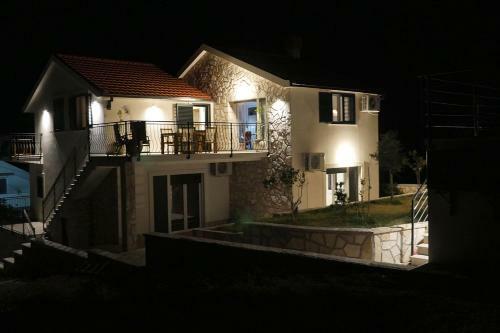 Luxury Villa Branko With Private Pool Near Dubrovnik