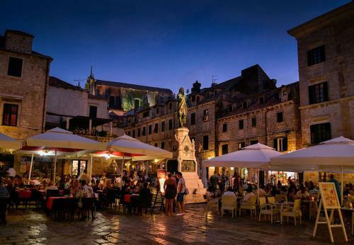 Apartment Alice With Private Pool Near Dubrovnik