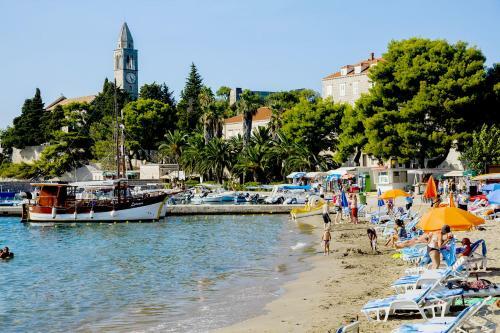 Apartment Alice With Private Pool Near Dubrovnik
