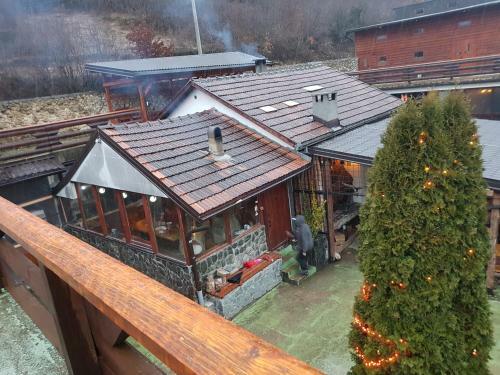 Winter House In Noah's Ark