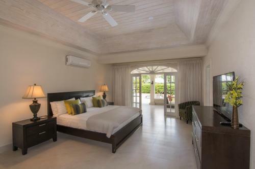 Villa Royal Palms