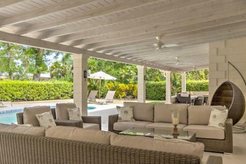 Villa Royal Palms