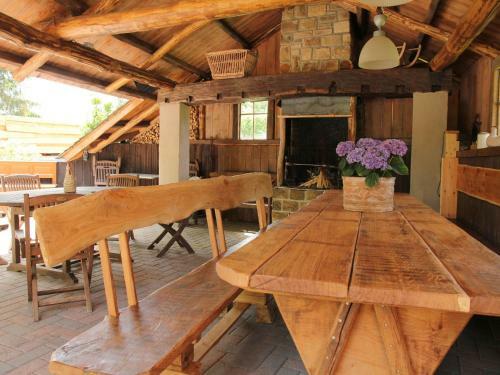 Cozy Villa In Marche-en-famenne With Private Pool