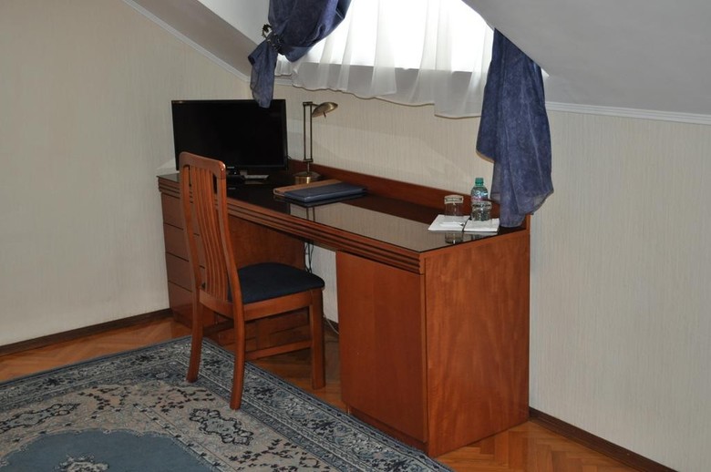 Ozerkovskaya Hotel