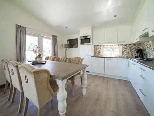 Holiday Home Europarcs Resort Zilverstrand-10