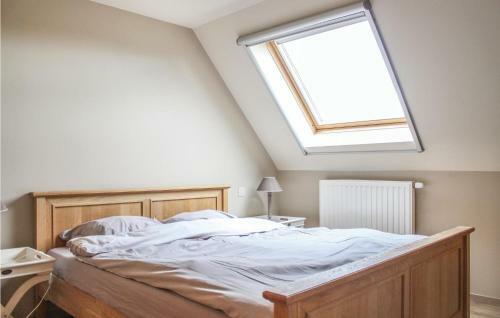 Six-bedroom Holiday Home In Lo-reninge