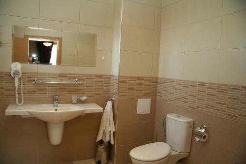 Oasis Park Hotel All Inclusive Beachfront By Asteri Hotels