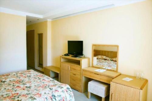 Oasis Park Hotel All Inclusive Beachfront By Asteri Hotels