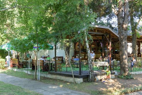 Oasis Park Hotel All Inclusive Beachfront By Asteri Hotels