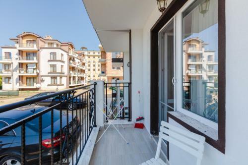 Hostal Guest House Theona
