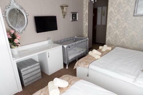 Antiques & Gold Boutique Hotel