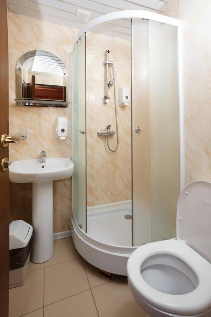 Yunost Hotel