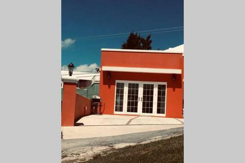 Casa Del Sol Studio Apartment 10 Minutes To Elbow Beach