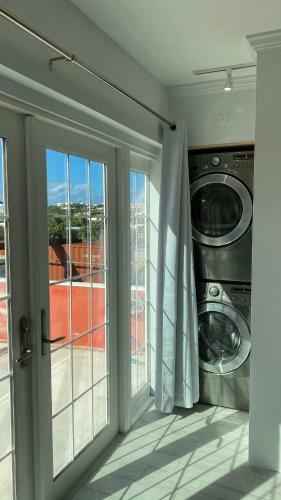 Casa Del Sol Studio Apartment 10 Minutes To Elbow Beach
