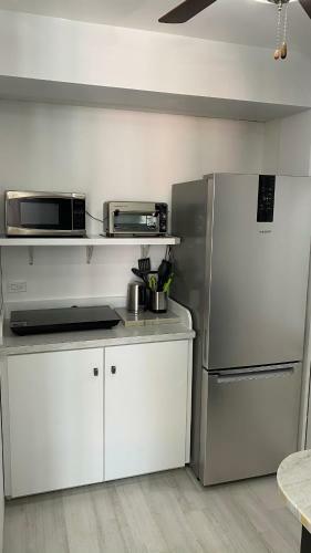 Casa Del Sol Studio Apartment 10 Minutes To Elbow Beach