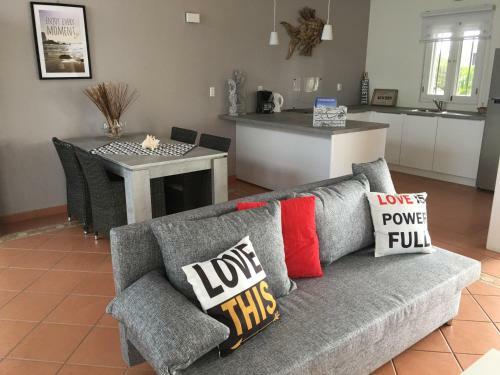 Apartment 1 And 5 In Windsock Beach Resort