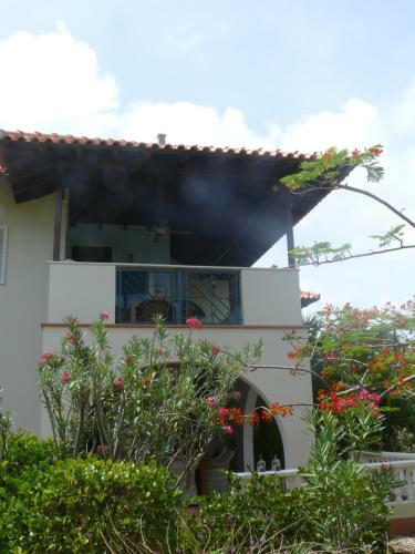 Apartment 1 And 5 In Windsock Beach Resort